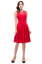 Vestidos de dama de honor rojos de corte A y longitud hasta la rodilla