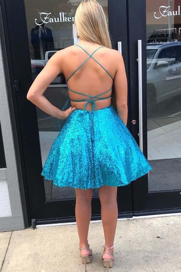 Vestido de fiesta corto cruzado de corte A con lentejuelas azules y cuello halter PD334
