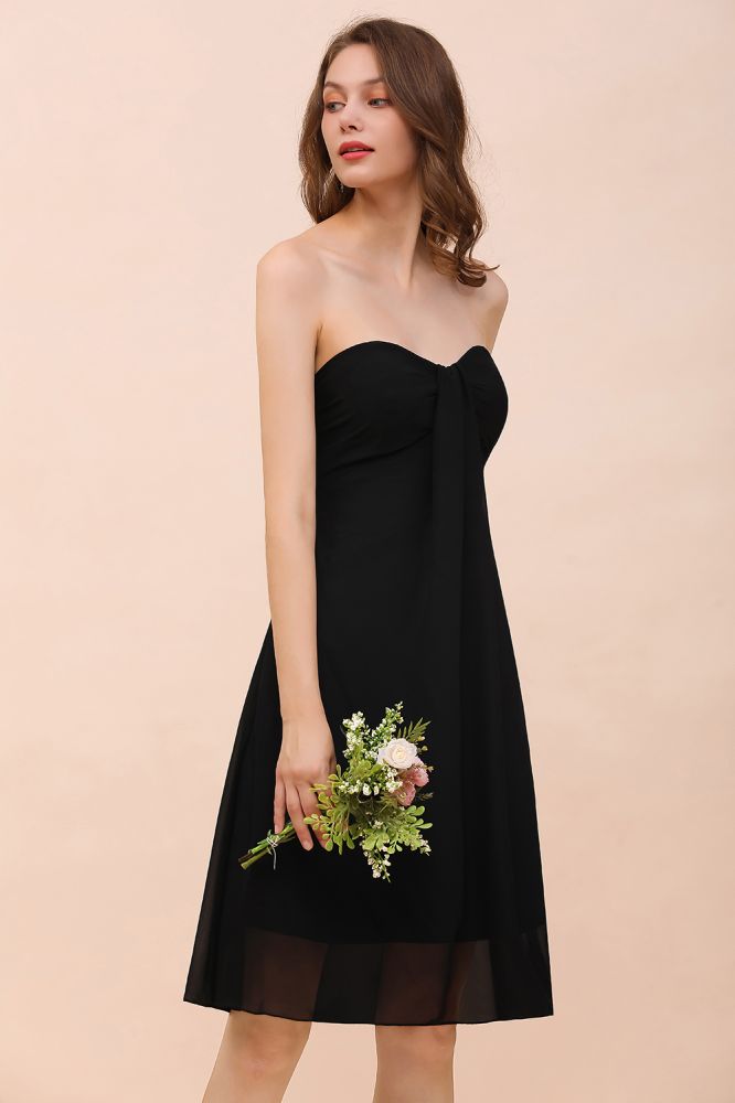 Lindo vestido de dama de honor negro hasta la rodilla, vestido de novia con escote corazón para niñas.