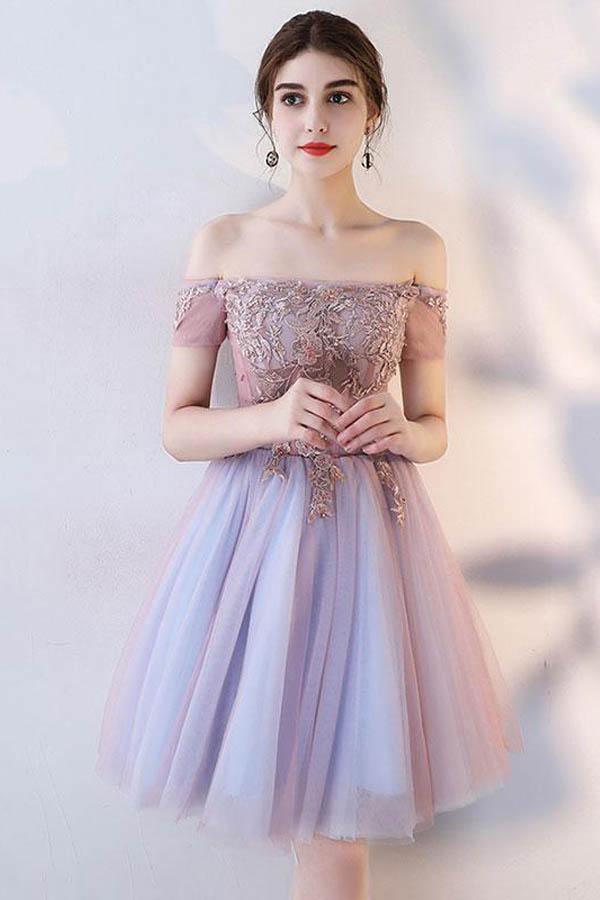 Vestido corto de tul con hombros descubiertos y encaje, PD143
