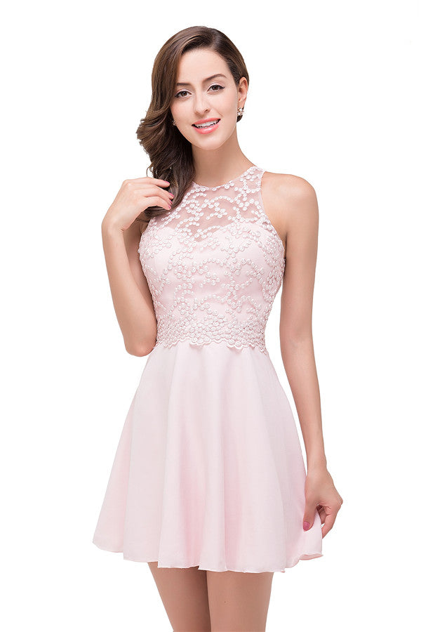 Lindos minivestidos de dama de honor con apliques y corte en A