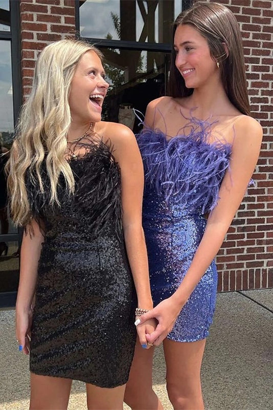 Lindos vestidos de fiesta cortos sin tirantes, sin mangas y con lentejuelas y plumas