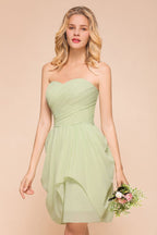 Süßes ärmelloses, schmales Chiffon-Minikleid mit Rüschen und Brautjungfernkleid für Hochzeitsgäste