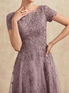 Vestido de madre de la novia de tul con encaje y corte en A, largo hasta la rodilla