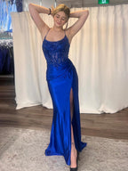 Dallas | Vestido de fiesta largo estilo sirena de satén con apliques transparentes en verde