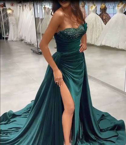 Vestido de fiesta verde oscuro con lentejuelas, sin mangas, escote corazón, largo hasta el suelo, corte A y abertura frontal