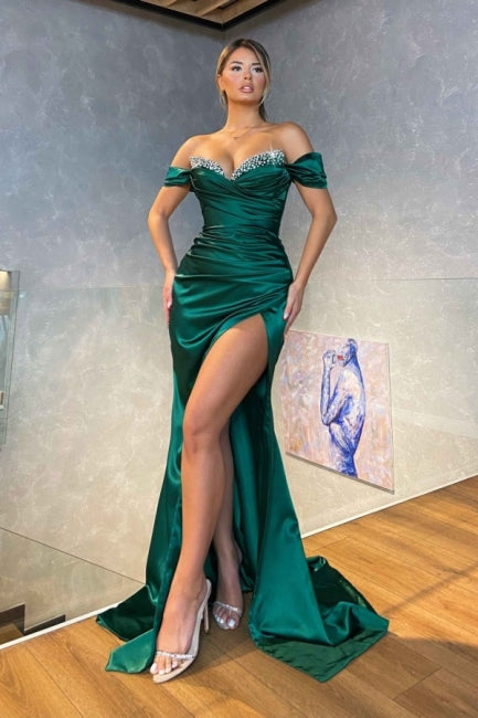 Vestido de fiesta verde oscuro sexy de satén sin mangas, con hombros descubiertos y volantes, largo hasta el suelo