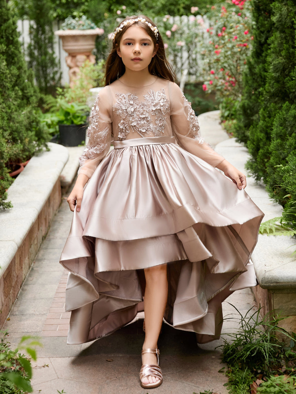 Vestido de niña de las flores asimétrico de satén con corte A