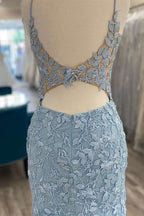 Lindos vestidos de fiesta de encaje con escote en V azul claro
