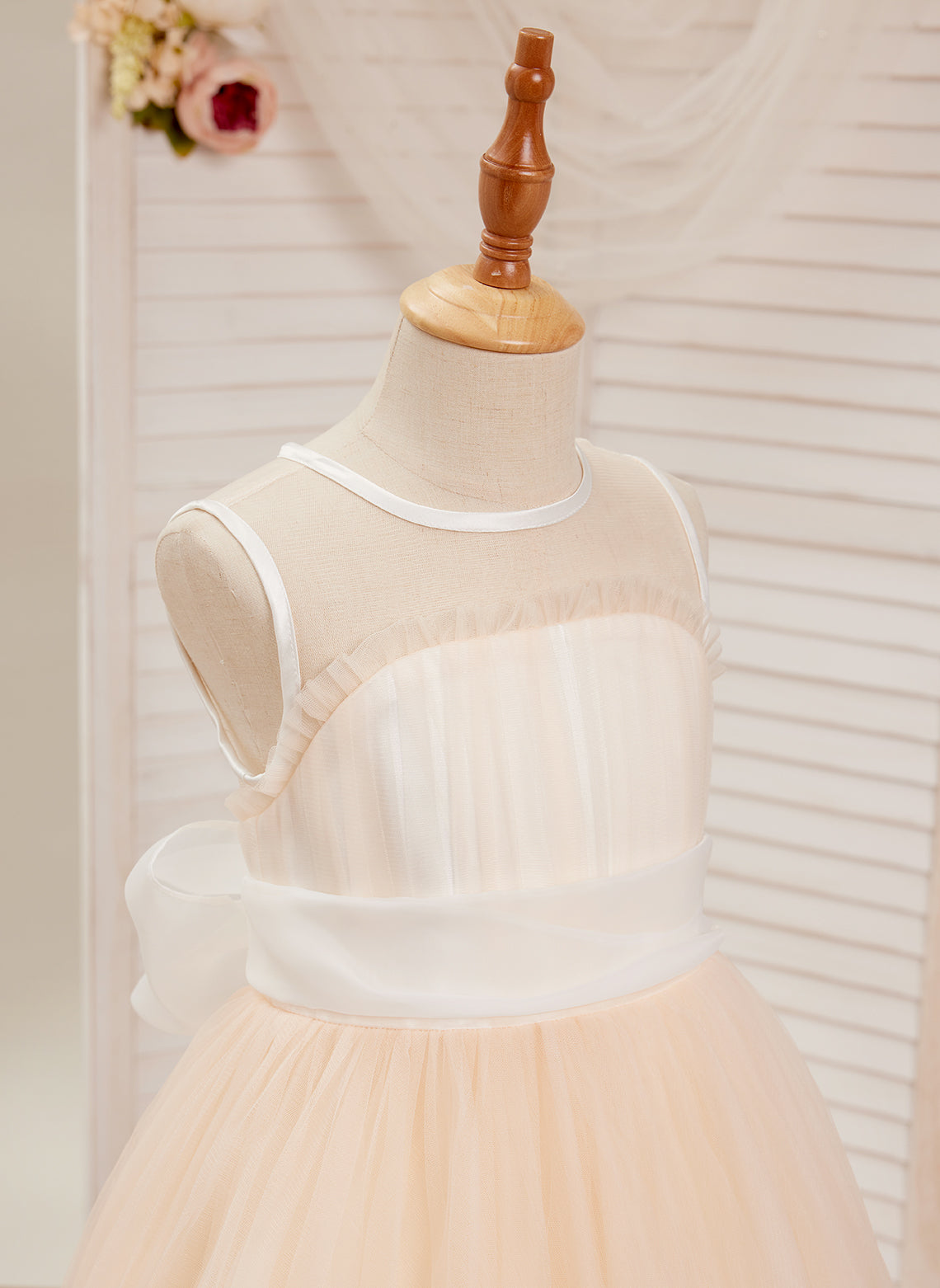 Vestido rosa de tul y organza con corte en A hasta el suelo (010226975)