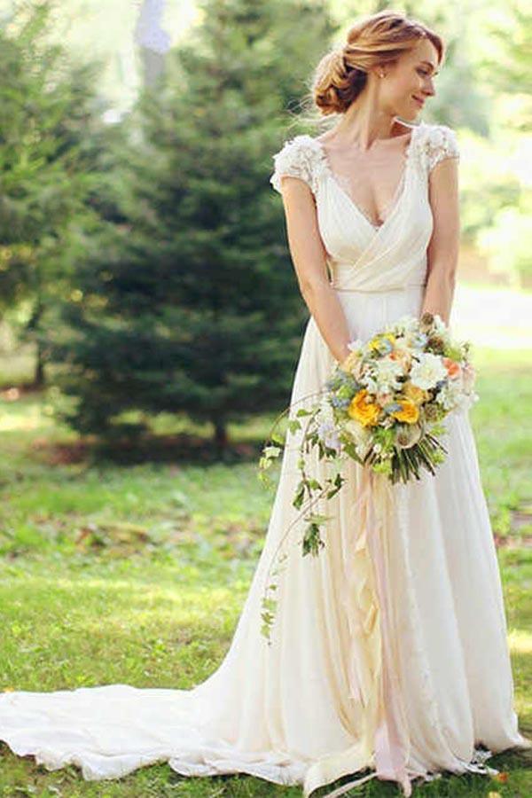 Vestido de novia con escote en V profundo, mangas cortas y espalda transparente con apliques WD366