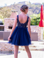 Vestido de fiesta de tul con encaje y escote en V profundo, largo mini
