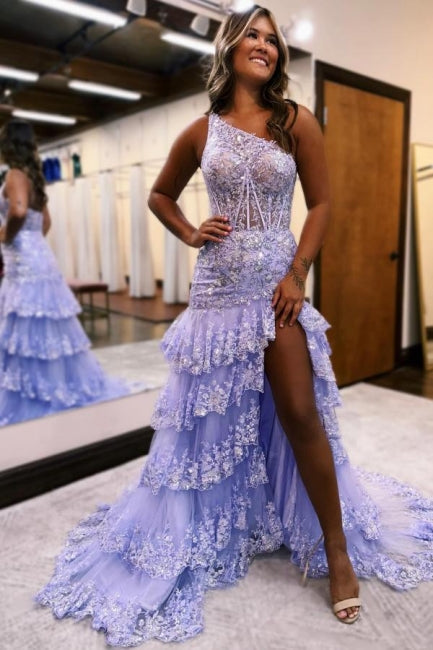 Increíble vestido de fiesta de satén sin mangas con volantes y abertura en la espalda