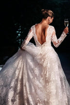 Vestidos de novia de diseñador con corte A, mangas largas, espalda descubierta y encaje
