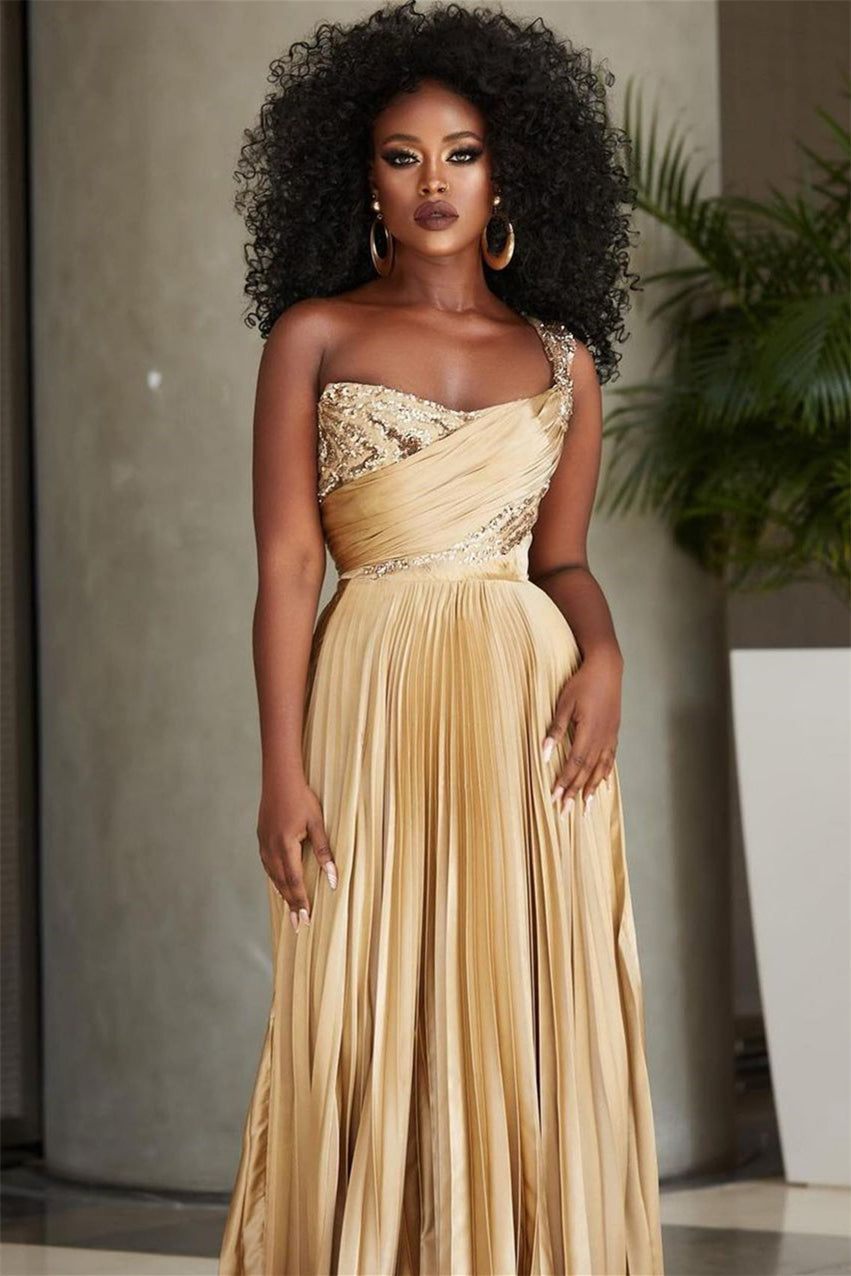 Vestido de fiesta de diseñador con lentejuelas, corte A, un hombro y abertura