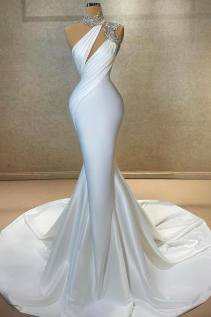 Designer-Säulen-Satin-Ballkleid mit hohem Halsausschnitt, ärmellos, lang, weiß, mit Rüschen