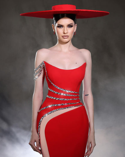 Designer-Säulen-Tüll-Satin-One-Shoulder-Ärmellose rote Ballkleider mit Perlen
