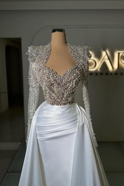 Vestido de fiesta de diseño con escote en forma de corazón, de tul satinado y manga larga con pedrería