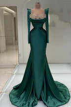 Vestidos de fiesta largos de sirena con mangas largas y cuentas de color verde oscuro de diseñador