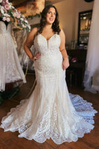 Vestidos de novia de diseño con escote sirena largo y tirantes finos, con cremallera y encaje