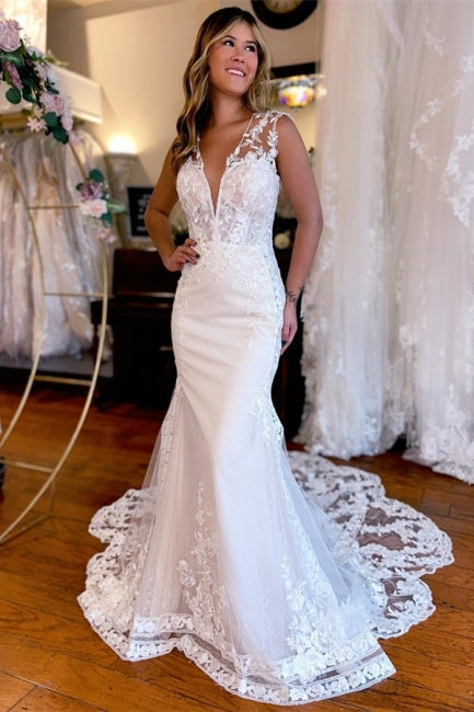 Vestidos de novia de diseñador con escote en V, sirena, espalda descubierta, encaje, sin mangas y cola