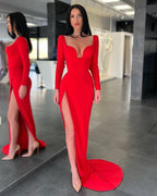Vestido de fiesta rojo sexy de manga larga con abertura y diseño de diseñador