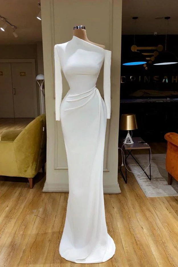 Vestido de fiesta largo de sirena blanco de diseñador con un solo hombro y mangas largas