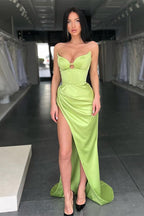 Vestido de fiesta de sirena de satén elástico sexy de diseñador con abertura lateral