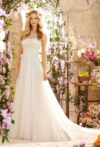 Vestido de novia largo de diseño sin tirantes y corte A