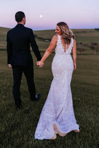 Vestidos de novia de sirena sin mangas con escote en V y encaje de diseñador