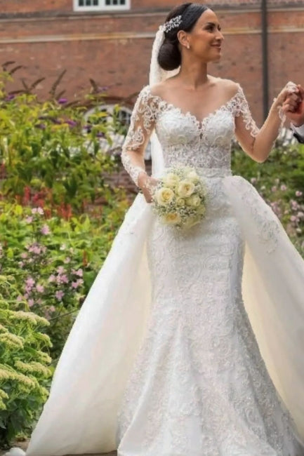Vestidos de novia de sirena con apliques de corazón y cola, de encaje y manga larga