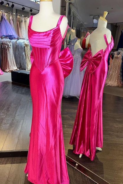 Dolores | Vestido formal de sirena de satén con tirantes fucsia y lazo