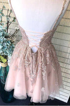 Vestido de fiesta de tul color rubor polvoriento con tirantes finos, escote en V y corte A PD359