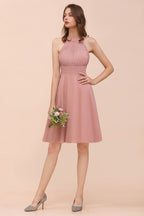 Vestido de dama de honor de gasa con cuello halter, color rosa polvoriento, hasta la rodilla