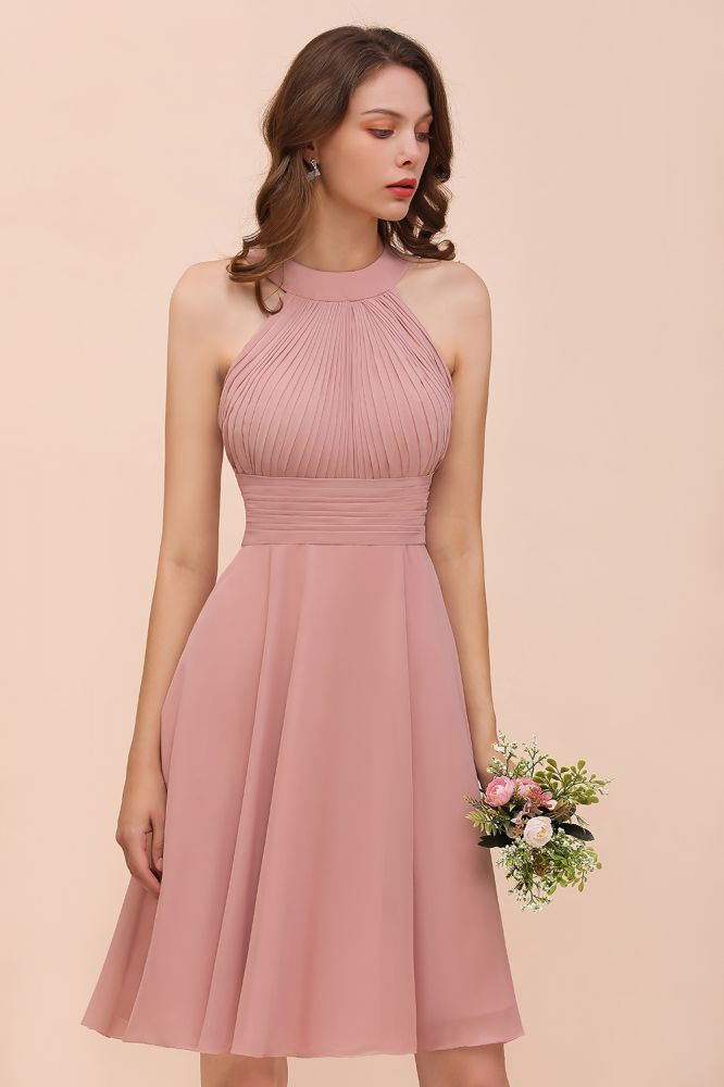 Vestido de dama de honor de gasa con cuello halter, color rosa polvoriento, hasta la rodilla