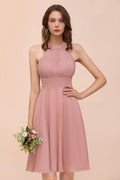 Vestido de dama de honor de gasa con cuello halter, color rosa polvoriento, hasta la rodilla