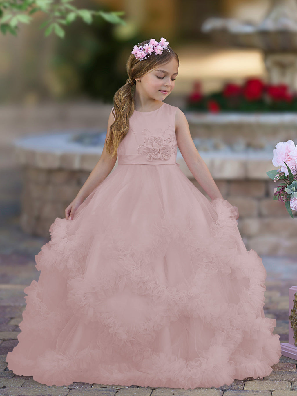 A-Linie Satin Tüll Bodenlang Kaskadierende Rüschen Blumenmädchenkleid