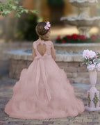 Vestido de niña de las flores de tul satinado con corte A y volantes en cascada hasta el suelo