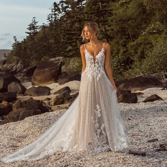 VIKTORIA Trendy Wedding Dress For Bride Sweetheart Spaghetti Straps Buttons Robe De Mariée Women Personalized Customization-payinti