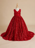 Deslumbrante vestido de princesa con lentejuelas rojas, escote en V y cola de corte para niñas