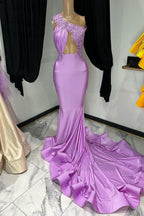 Vestido de fiesta de sirena con un solo hombro en color morado real y diseño sin mangas