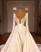 Elegante vestido de novia largo estilo catedral, corte A, escote en V y mangas largas