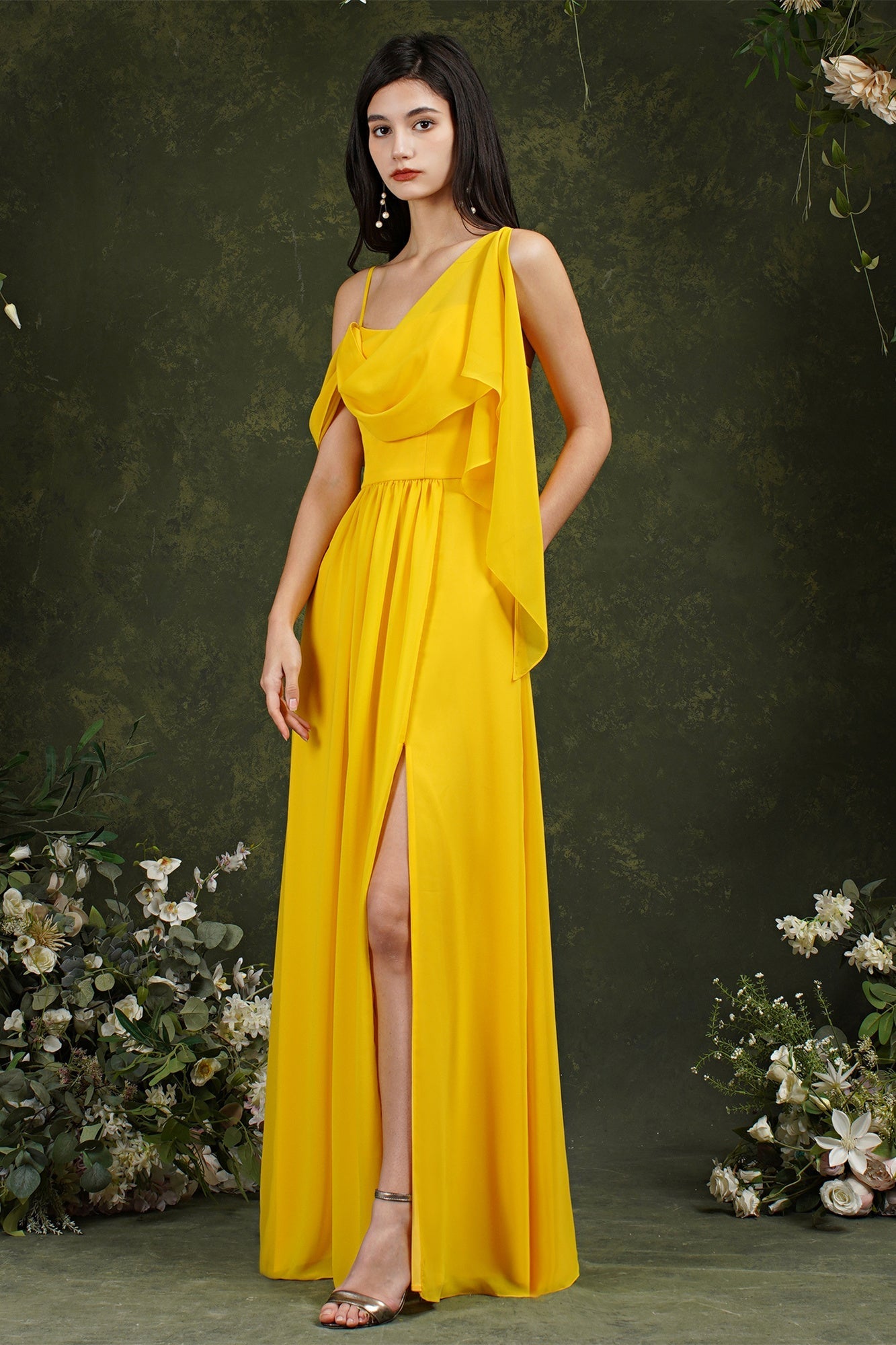 Elegante vestido de dama de honor de gasa con volantes, corte A, largo hasta el suelo, con abertura y bolsillos
