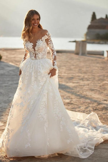 Elegant A-line Lace Appliques Wedding Dresses With Sleeves