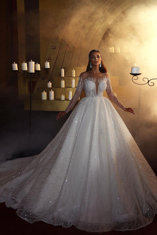 Elegantes A-Linien-Brautkleid mit schulterfreien Ärmeln und V-Ausschnitt und Spitze