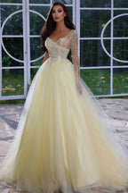 Elegante vestido de fiesta de manga larga con lentejuelas y cuentas en forma de A