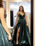 Elegante vestido de graduación largo con escote en V y corte A con abertura alta