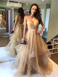 Elegante vestido de fiesta largo de tul con escote en V y espalda descubierta