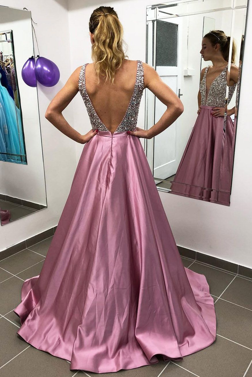 Elegante vestido de fiesta largo de satén con escote en V y espalda abierta con cuentas