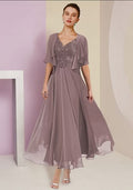 Elegante y hermoso vestido de madre de encaje con mangas 3/4 de largo en forma de A